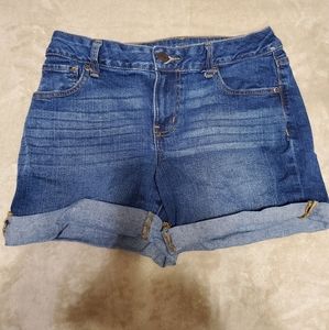 Maurices medium wash denim shorts